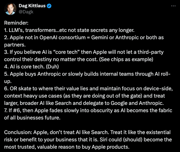 Tweet-Thread über Apples KI-Strategie mit sieben Punkten und einer Schlussfolgerung zur zukünftigen Bedeutung von KI für Apple.